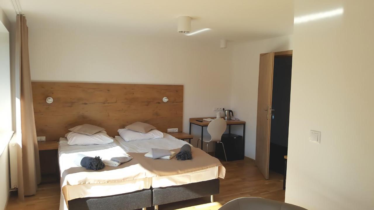 Wodnik Uslugi Hotelarskie, Apartamenty Rowy  Exteriér fotografie